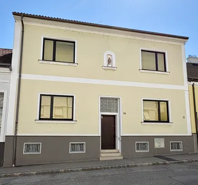 6-Zimmer-Haus kaufen in Hollabrunn – 196 m², € 419.000
