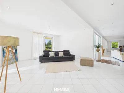 8-Zimmer-Immobilie kaufen in Sankt Pölten Land – 370 m², € 998.000 – Bild 7 von 28