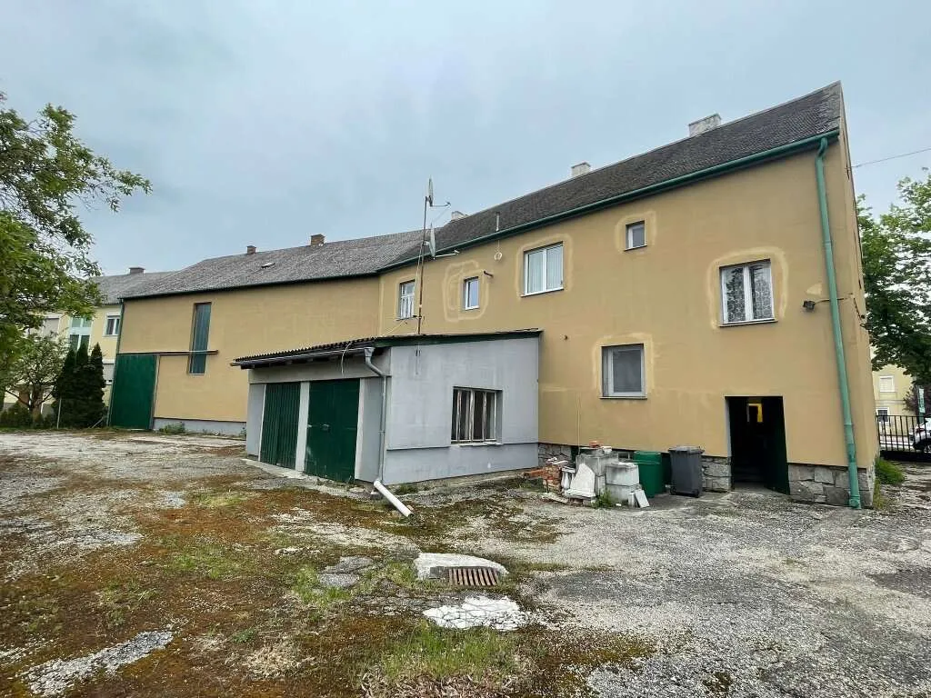 Riesen Objekt in Laa an der Thaya - 700m² Nutzfläche wartet auf Sie! - Ansicht 2