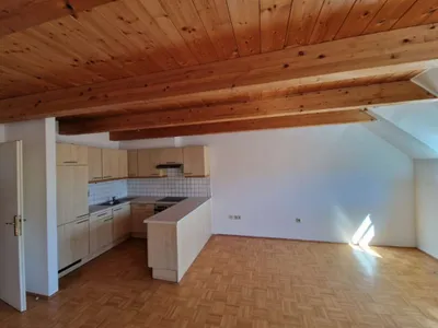 3-Zimmer-Wohnung mieten in Liezen – 74,46 m², € 704 – Bild 1 von 5