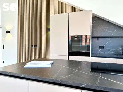 #SQ - STYLE DG-WOHNUNG GRENZE 2. BEZIRK BEIM AUGARTEN (GAUßPLATZ) & NÄHE DONAUKANAL (U4) mit FERNBLICK [NEUWERTIG] – Bild 2