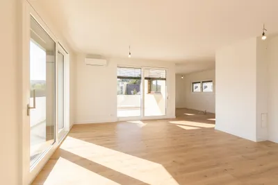 Exklusives Penthouse am Hackenberg - 166 m² Wohnfläche, ca. 143 m² Terrassen, Pool & Wienblick – Bild 2