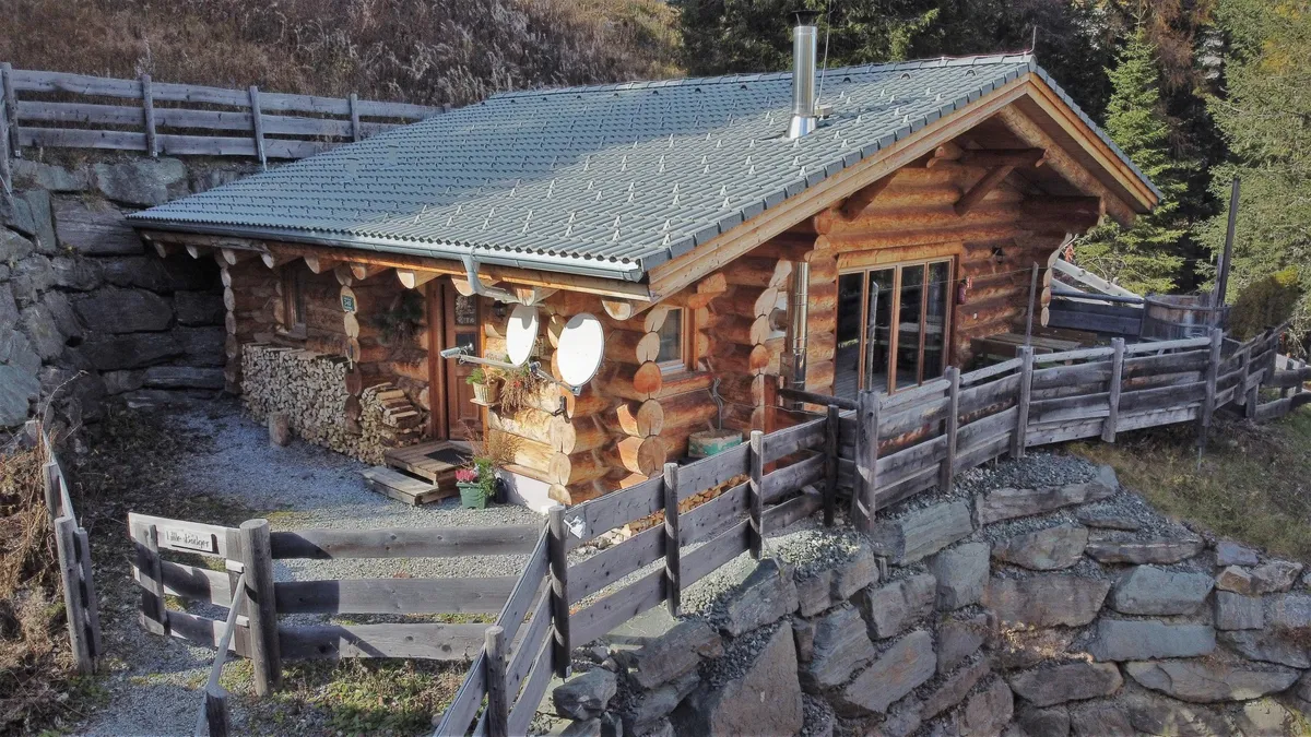 Rendite trifft Lifestyle - CHALET LITTLE BADGER - eins mit der Natur, Luxus inklusive – pohled 3