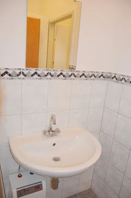 3-Zimmer-Gewerbeimmobilie mieten in Wels – 110 m², € 1.244 – Bild 8 von 9