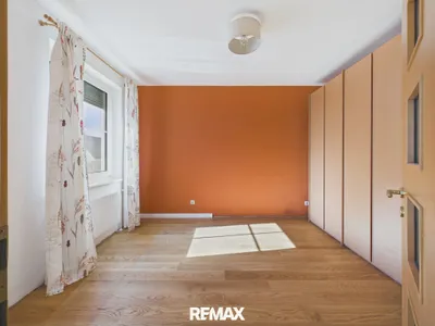 4-Zimmer-Wohnung kaufen in Bruck an der Leitha – 93 m², € 229.000 – Bild 2 von 11