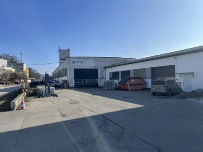 Immobilie mieten in Urfahr-Umgebung – 360 m², € 2.100 – Bild 1 von 5