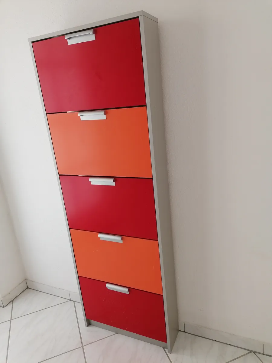 Schuhschrank Kippschrank 5 Laden, 70er Jahre- Stil, Maße 170,5x 58,5x 17 cm (HBT) für bis zu 15 Paar Schuhe, € 30,- (7141 Podersdorf am See)