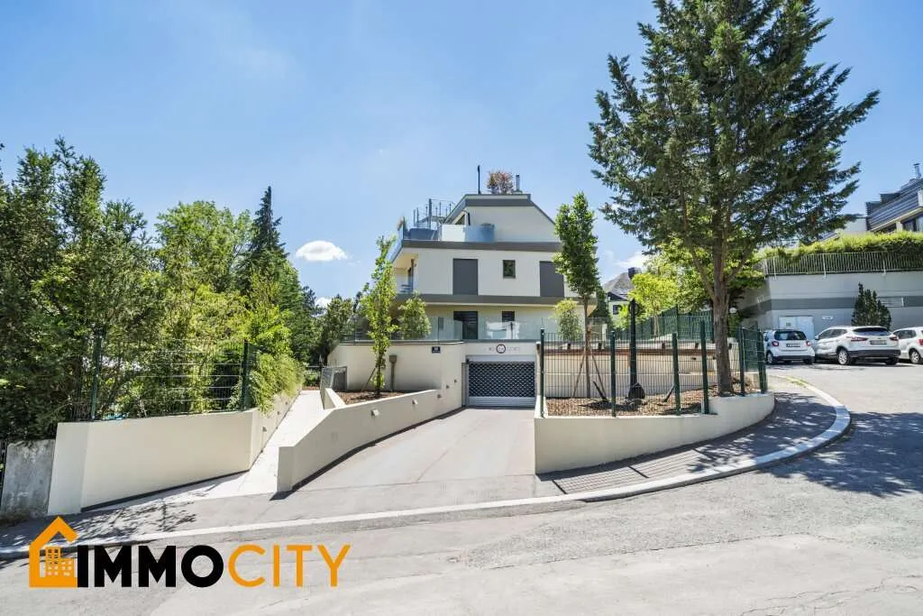 Ihre neue Dach-Traumwohnung, Wohnen im Grünen: XXL-Dachterrasse mit Panoramablick und 3 Stellplätzen im 13. Bezirk - Ansicht 3