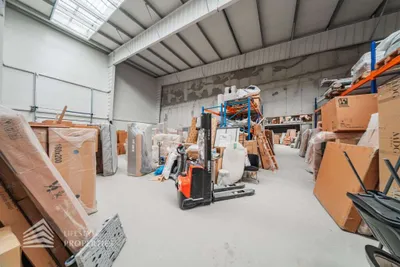 Gewerbeimmobilie mieten in Mödling – 2 282 m², € 13.690 – Bild 10 von 19