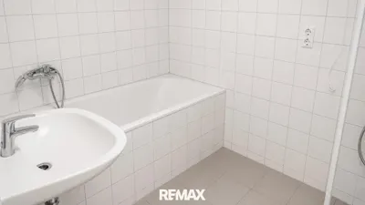 Gewerbeimmobilie kaufen in Linz Land – 2 474 m², € 1.890.000 – Bild 12 von 23