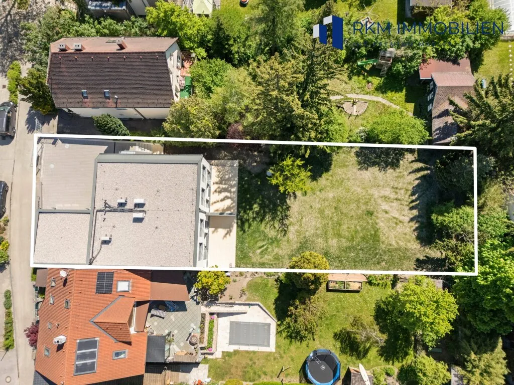 Exklusive hochwertige Doppelhaushälfte inklusive 2 PKW-Stellplätzen - Ansicht 2