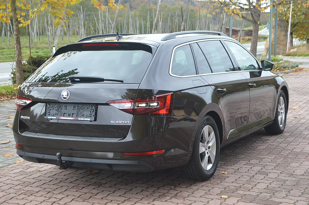 Skoda Superb 2017 photo 3