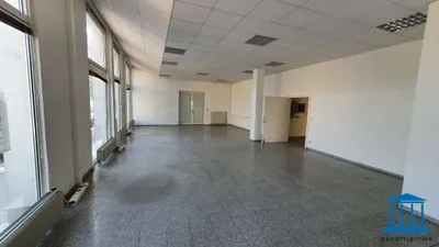 3-Zimmer-Gewerbeimmobilie mieten in Wiener Neustadt – 150 m², € 1.037 – Bild 2 von 9