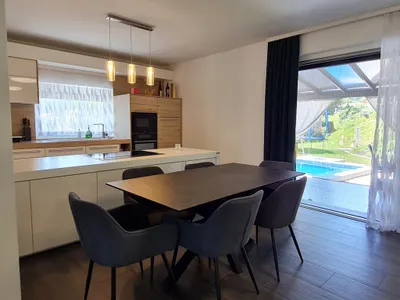 5-Zimmer-Haus kaufen in Klagenfurt Land – 136 m², € 895.000 – Bild 2 von 37