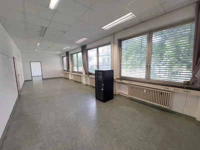 4-Zimmer-Gewerbeimmobilie mieten in Bruck an der Leitha – 167 m², € 1.927 – Bild 8 von 13