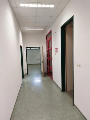 4-Zimmer-Gewerbeimmobilie mieten in Bruck an der Leitha – 167 m², € 1.927 – Bild 4 von 13