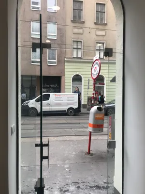 8-Zimmer-Gewerbeimmobilie mieten in Wien – 160 m², € 3.206 – Bild 3 von 31