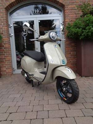 Vespa Primavera 50 Sport FL