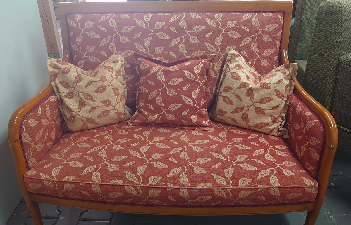 Sofa Couch Ostfriesensofa Küchensofa Tischsofa Holz Rot, € 160,- ( Berlin)