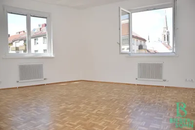 Mitten im 3.! Top renovierte Wohnung in begehrter, ruhiger Lage! – Bild 2