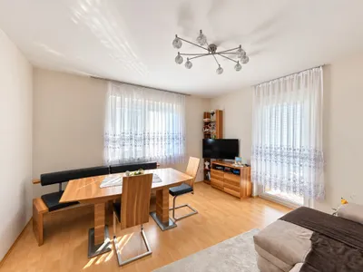 2-Zimmer-Wohnung mieten in Oberpullendorf – 82 m², € 501 – Bild 1 von 24