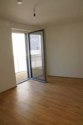Helle 3 Zimmer Neubauwohnung (teilmöbliert) – Bild 3