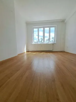 2-Zimmer-Wohnung mieten in Baden – 59 m², € 763 – Bild 4 von 13