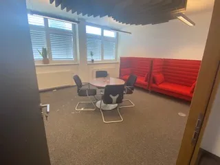 3-Zimmer-Gewerbeimmobilie mieten in Wien – 220 m², € 3.500 – Bild 3 von 8