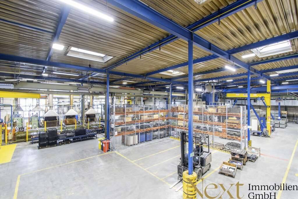 Vielseitige Lager- und Produktionshalle mit Büro in Top-Lage von Marchtrenk zu vermieten! 2.500 KVA vorhanden! - Ansicht 2