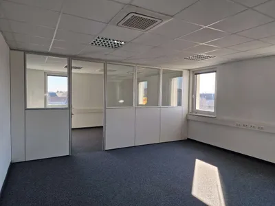 Gewerbeimmobilie mieten in Linz Land – 142 m², € 1.648 – Bild 1 von 5