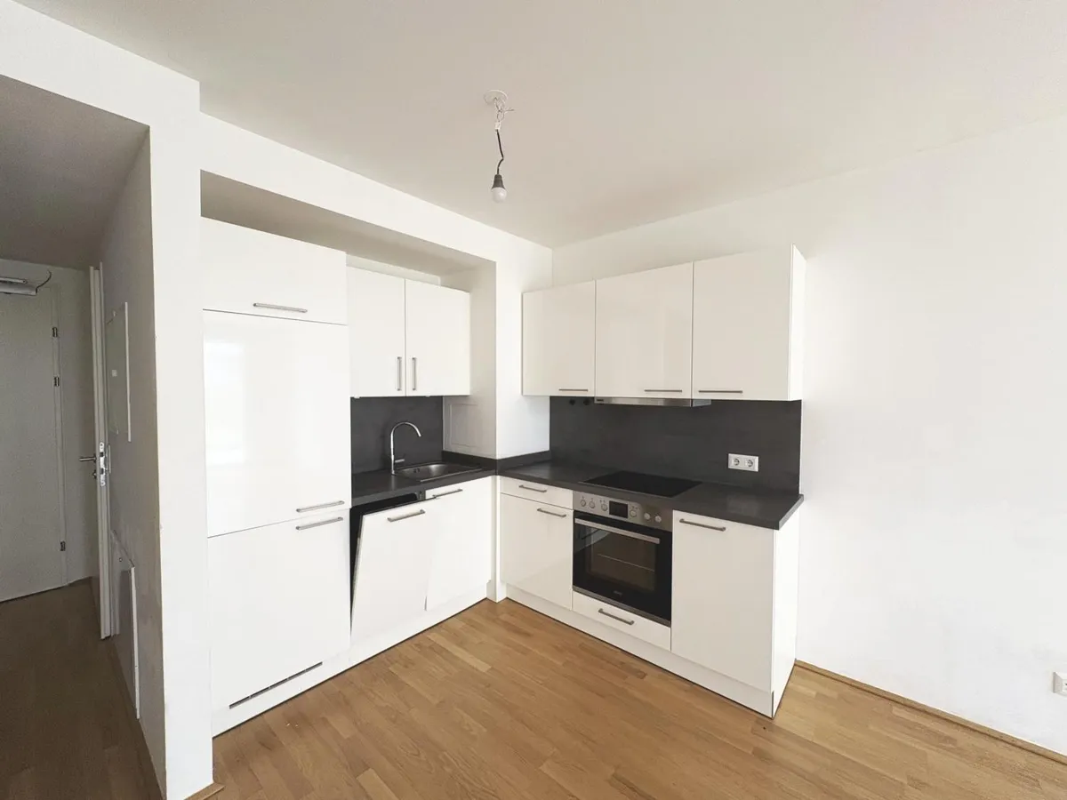 Gemütliche 2-Zimmer-Gartenwohnung mit Terrasse und Loggia - in der Koloniestraße! – pohled 3