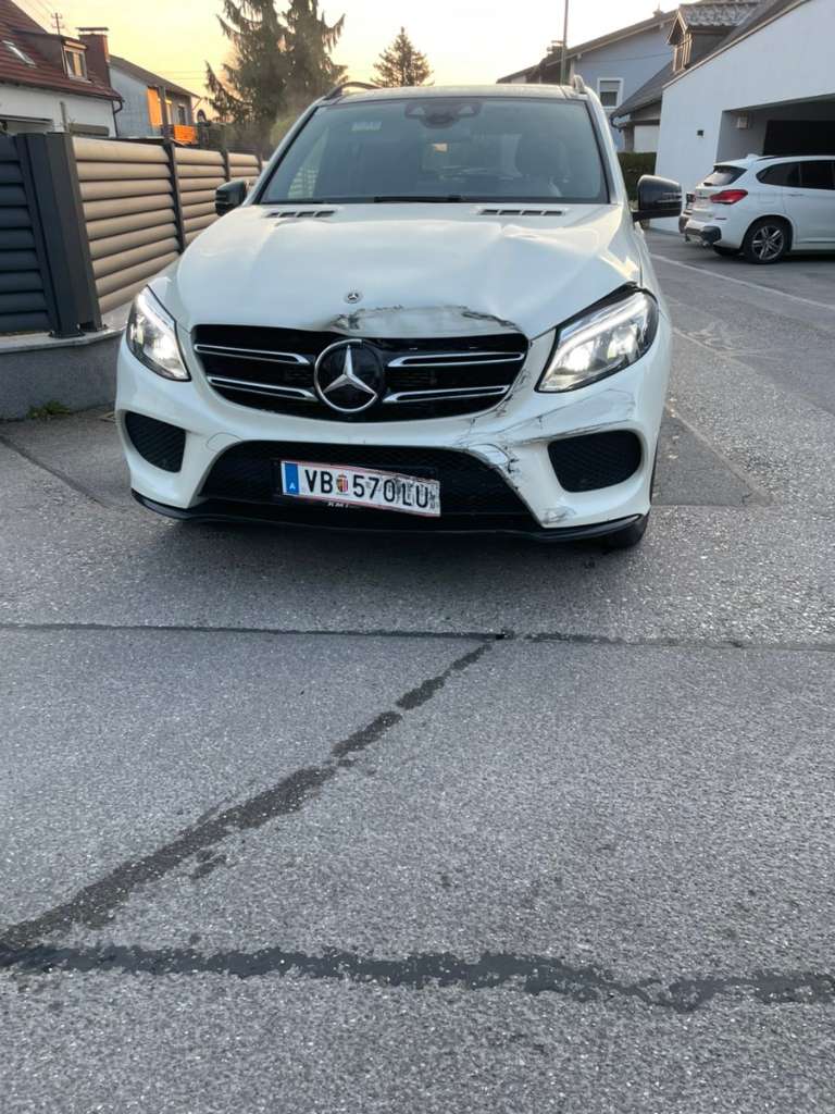 Mercedes-Benz GLE-Klasse 500e 4matic AMG SUV / Geländewagen