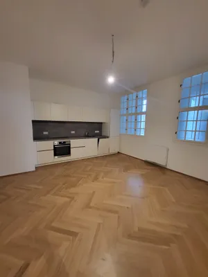 3-Zimmer-Wohnung mieten in Wien – 134 m², € 2.015 – Bild 1 von 7