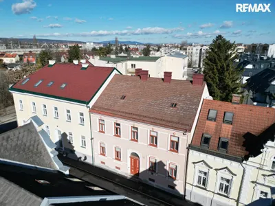 10-Zimmer-Gewerbeimmobilie kaufen in Wiener Neustadt – 273,79 m², € 389.000
