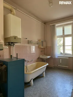 10-Zimmer-Gewerbeimmobilie kaufen in Wiener Neustadt – 273,79 m², € 389.000 – Bild 6 von 33