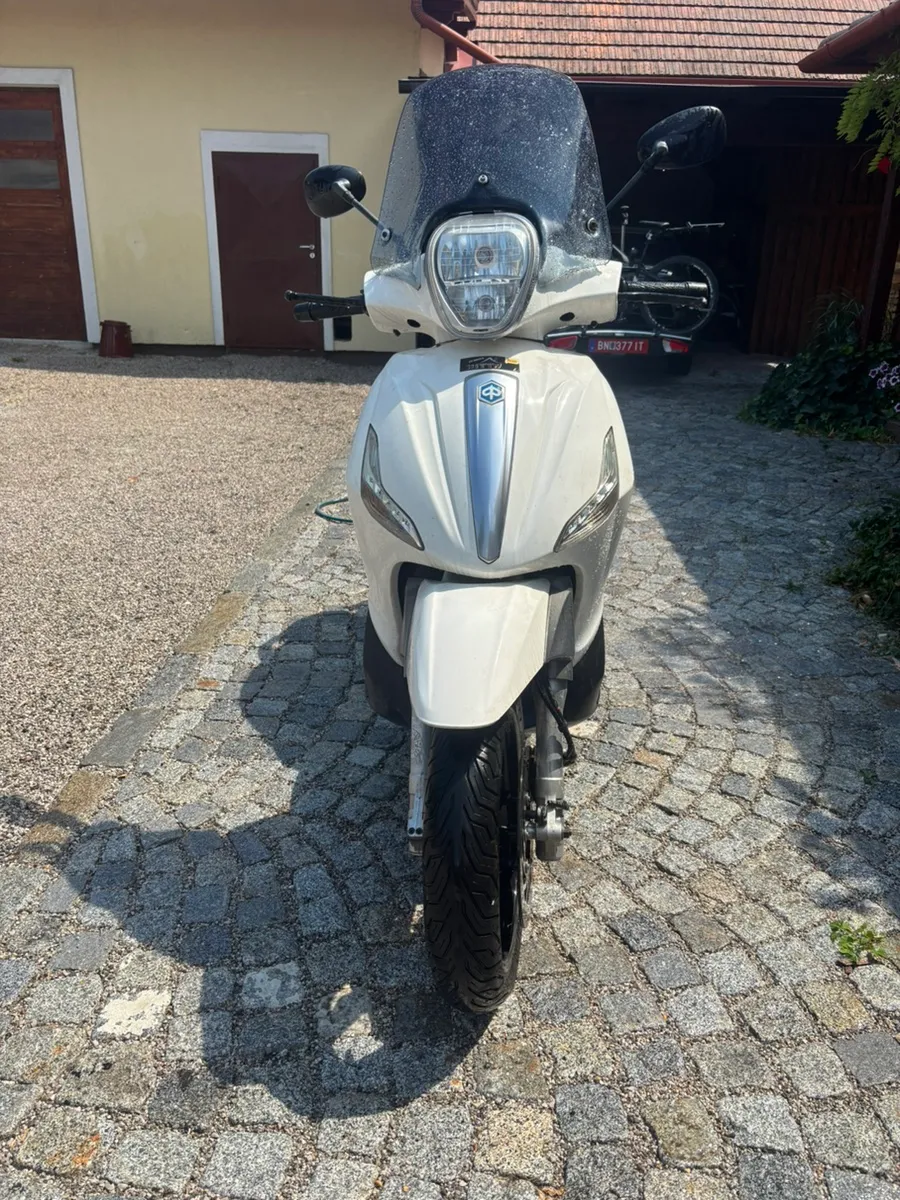 Piaggio Beverly