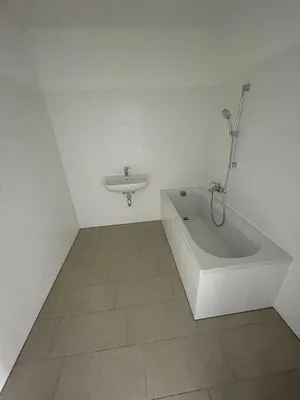 3-Zimmer-Wohnung mieten in Neunkirchen – 76,98 m², € 785 – Bild 8 von 13