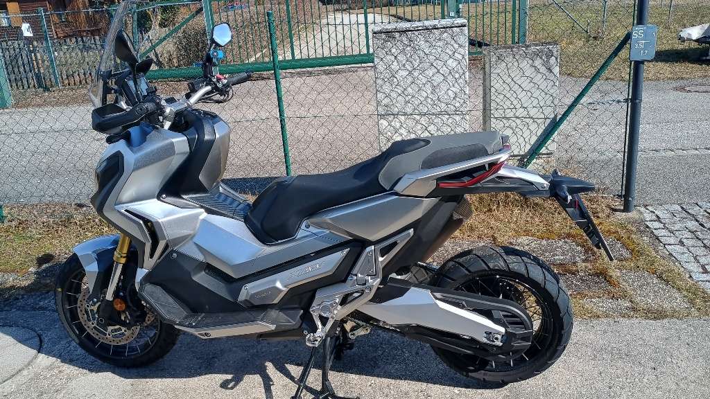 Honda X-ADV 750 ccm  54PS Tourer