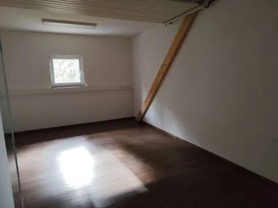 Gewerbeimmobilie mieten in Vöcklabruck – 300 m², € 7 – Bild 8 von 12