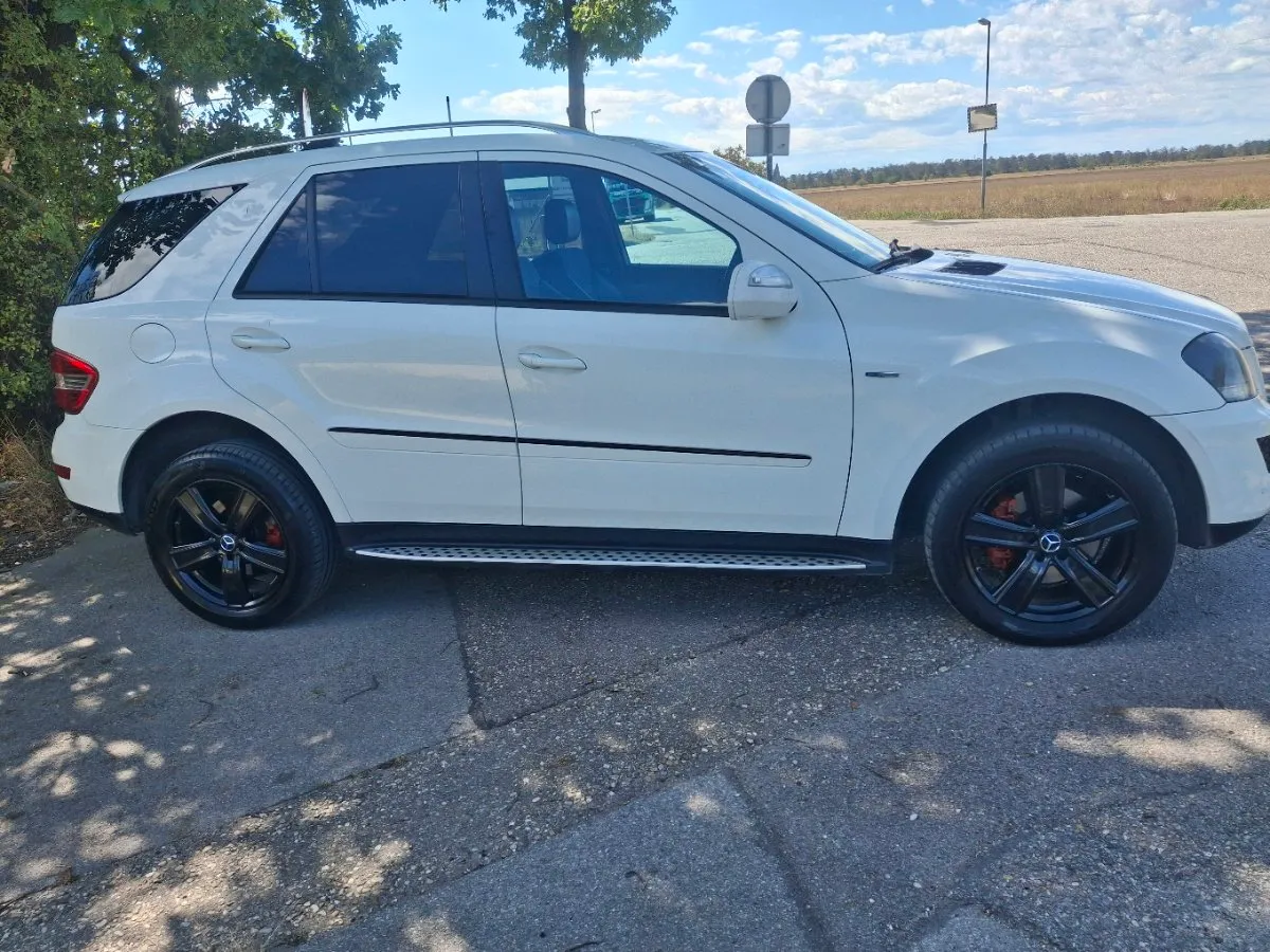 Mercedes-Benz M-Klasse