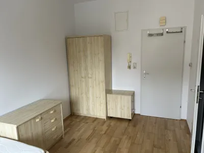 1-Zimmer-Wohnung mieten in Steyr-Land – 21 m², € 330 – Bild 3 von 3