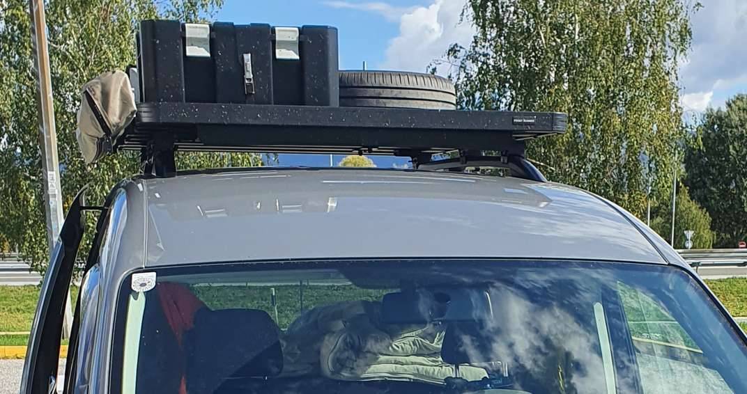 Dachtrger und Markise Frontrunner VW Caddy 4,  1.200,- (8184 Anger) -  willhaben