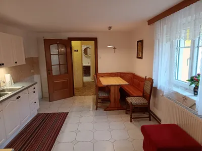 2-Zimmer-Wohnung mieten in Horn – 46 m², € 460 – Bild 3 von 5