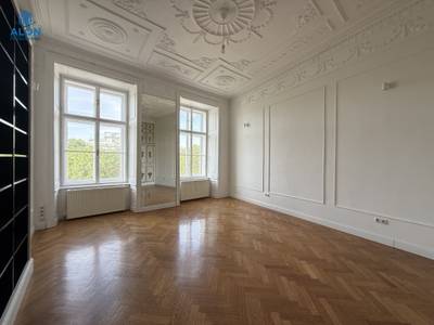 6 Zimmer | 162 m² Altbauwohnung | Kärntner Straße | Stuckdecken | Lift im Haus