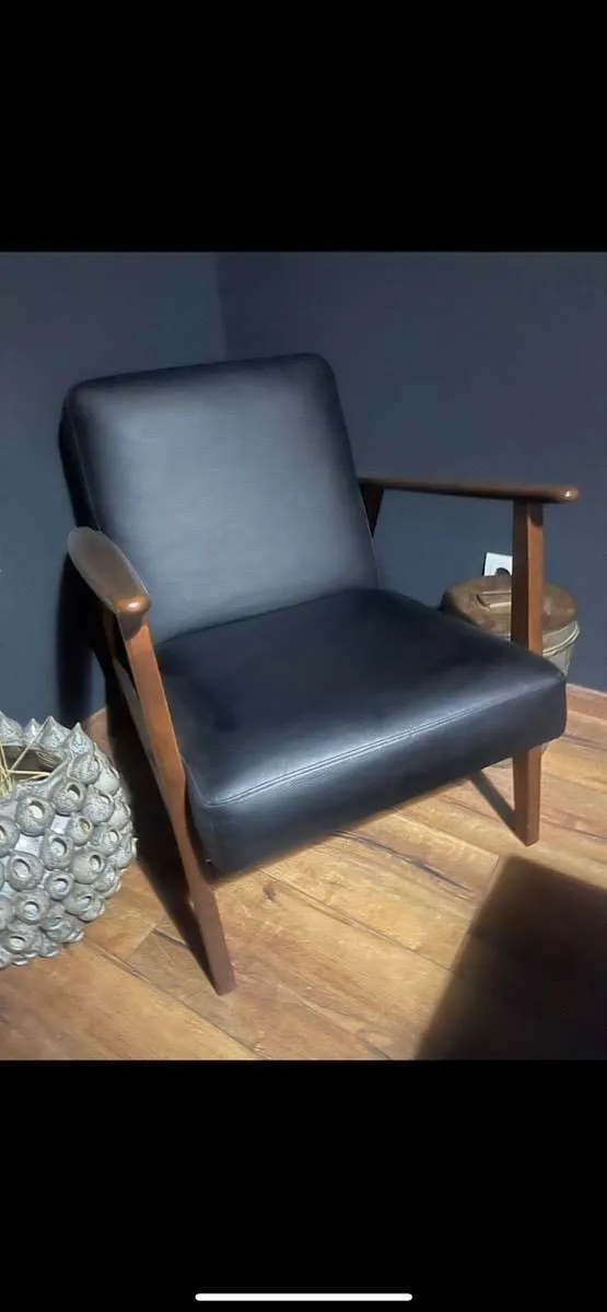Ledersessel schwarz - IKEA, € 95,- (1230 Wien)
