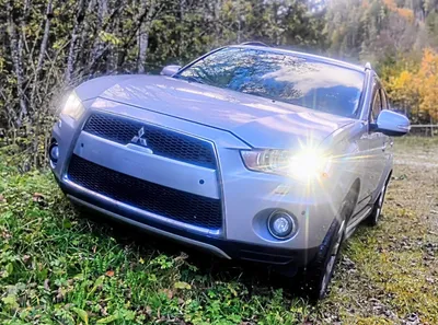 Mitsubishi Outlander 2,2 DI-D LP Intense