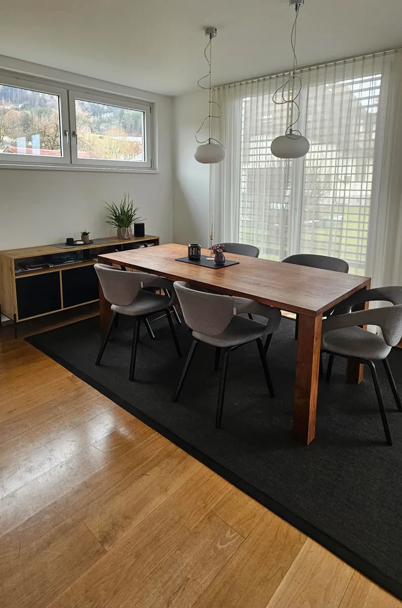 Einfamilienhaus in ruhiger Lage in Weiler zu verkaufen, Zimmer im OG mit doppelter Raumhöhe. Galerie - Ansicht 3