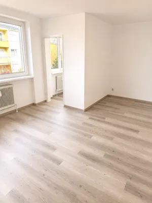 Wohnung mieten in Salzburg Stadt – 33 m², € 950 – Bild 2 von 9