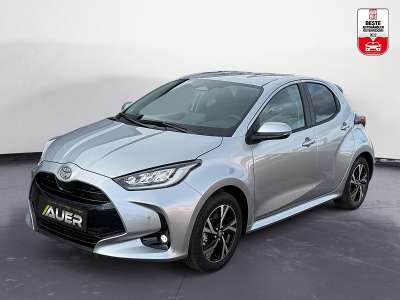 Toyota Yaris 1,5 Hybrid Active Drive CVT 116PS |+ Safe...