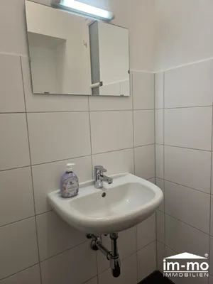 2-Zimmer-Gewerbeimmobilie mieten in Wien – 104 m², € 1.494 – Bild 17 von 22